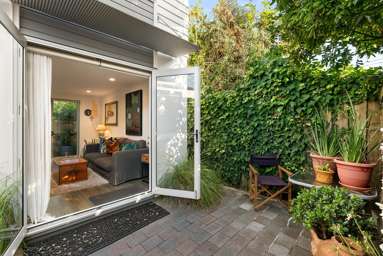 27/3 Wagener Place_3