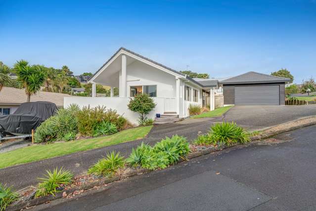 Arkles Bay Coastal Escape