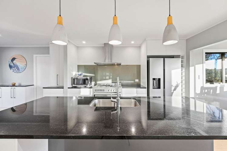 81 Pemberton Avenue Bayview_11