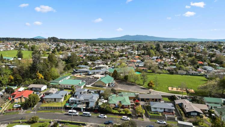 18 & 18a Dermont Street Bader_17