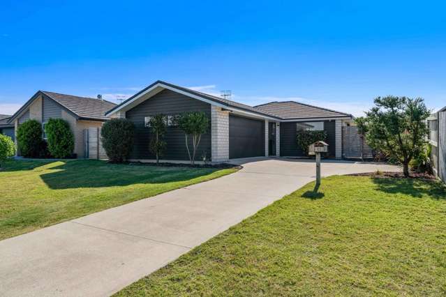 Modern Coastal Living in the Heart of Papamoa