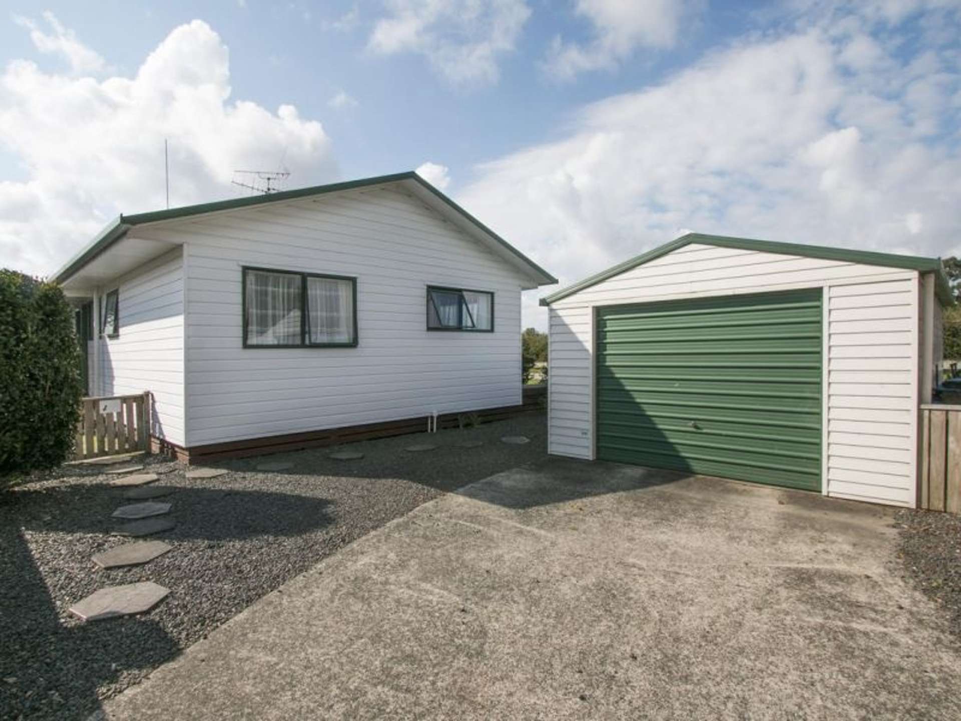 76a Beach Road Katikati_0