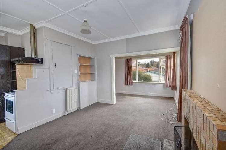 133 Riselaw Road Calton Hill_9