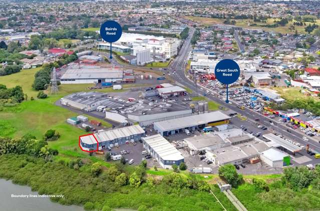 WELL PRESENTED UNIT - MAKE AN OFFER!