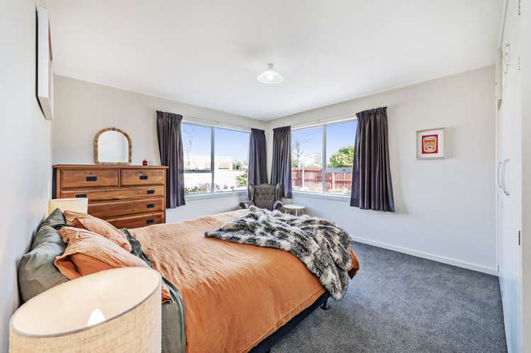 24 North Terrace Darfield_18