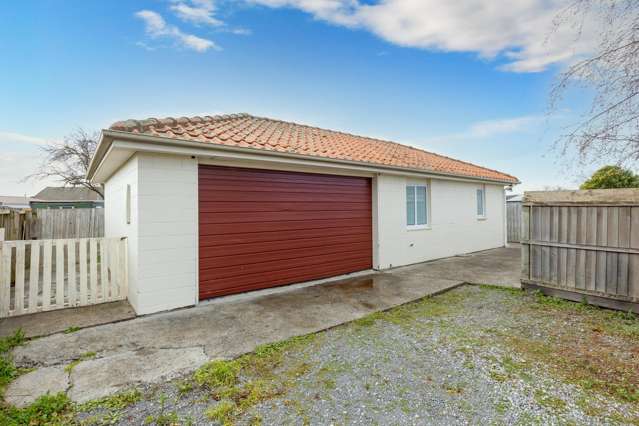 Freehold, Affordable & Ready To Go!