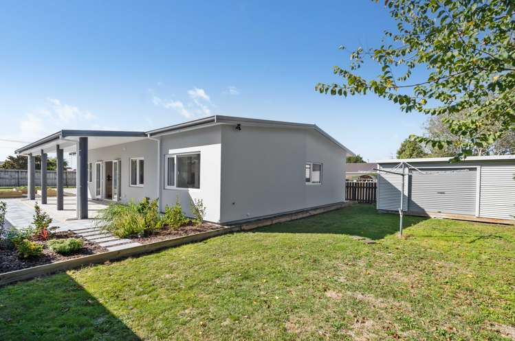 64 Park Road Carterton_23