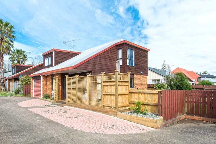 3/72 Moore Street Howick_0