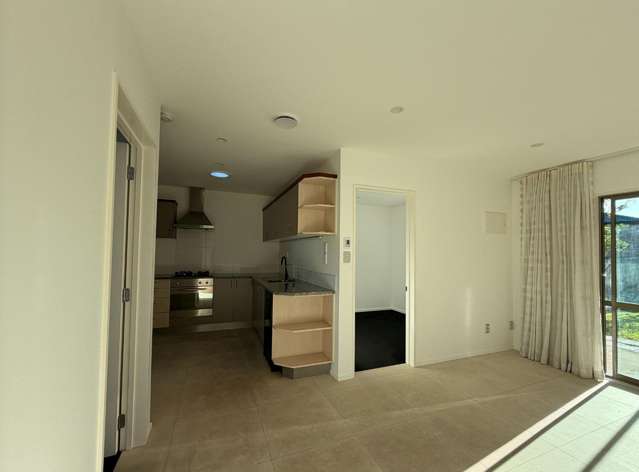 28a Ballymore Drive Albany_2