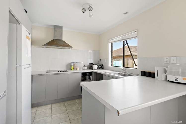 14 Peng Place Mangere Bridge_2