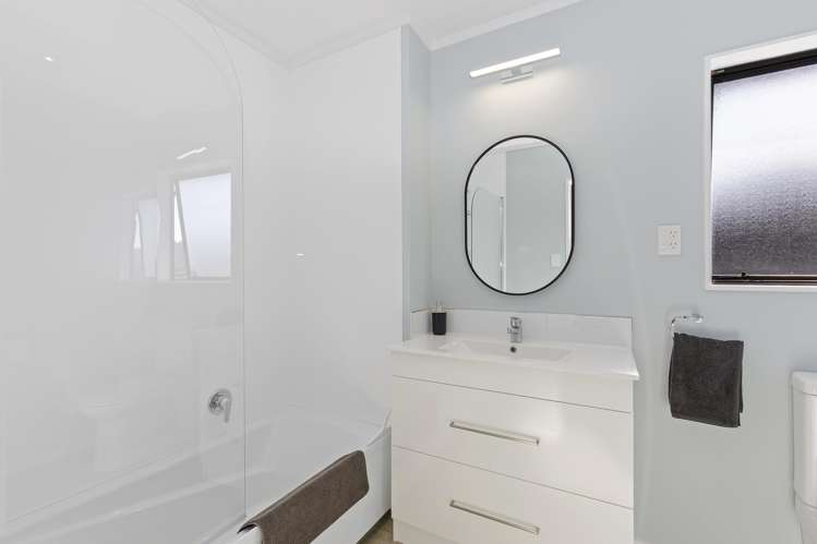 28 De Menech Grove Avalon_25