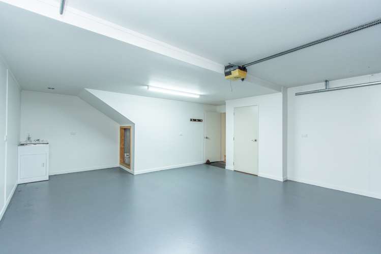 2/11 Dp Larch Street Victoria_18