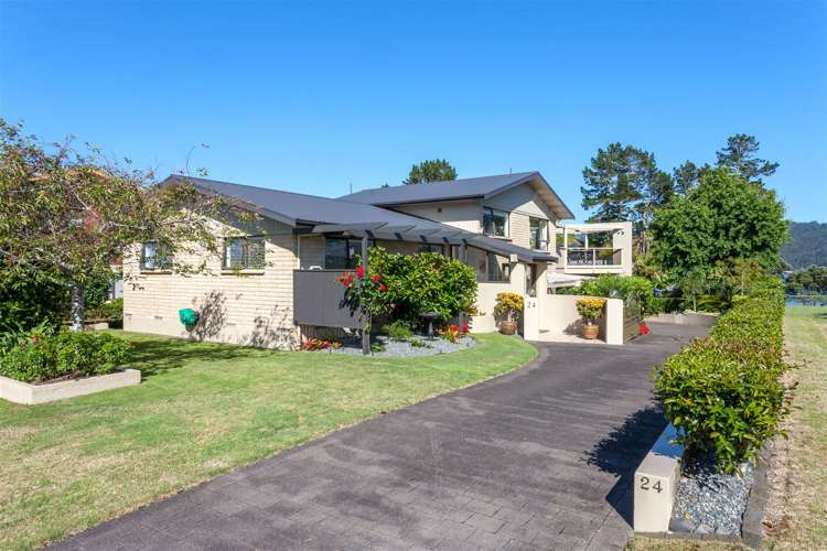 24 Dunlop Drive Pauanui_18