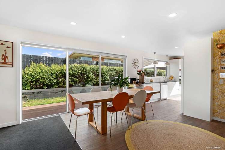 12a Cairnsvale Rise Manurewa_6