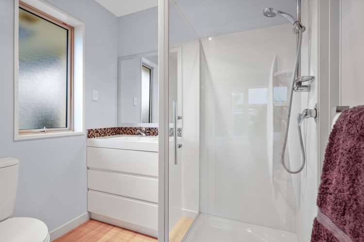 8 Ormandy Court Amberley_17