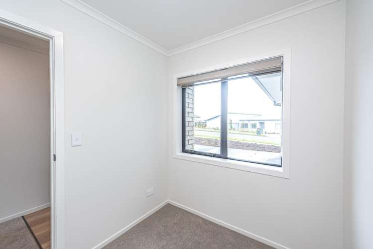32 Tirimoana Place Otamatea_7