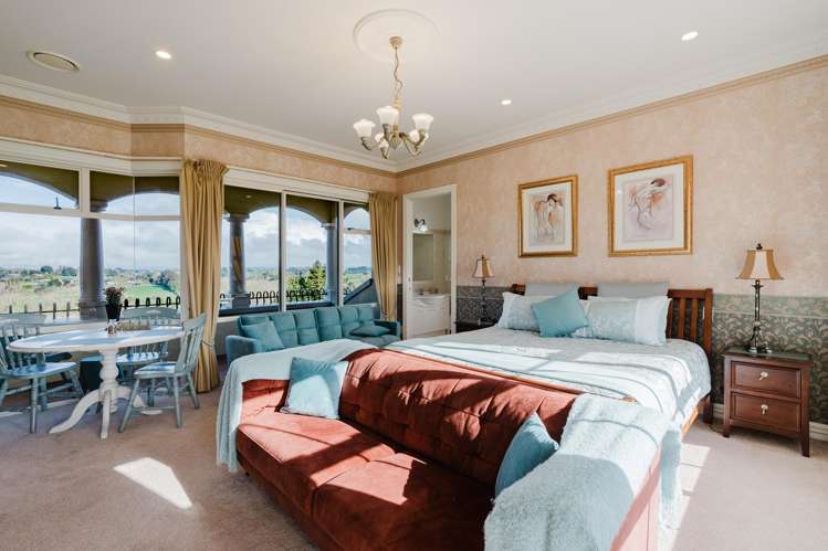 170 Foster Road Temple View_16