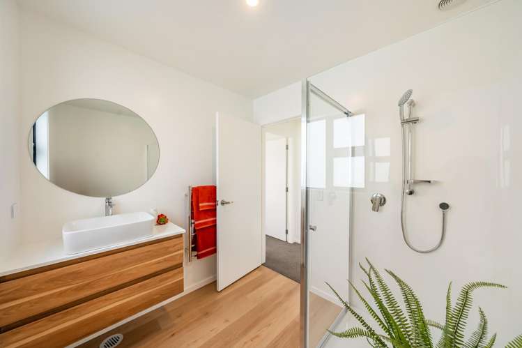 4 Jessie Street Petone_13