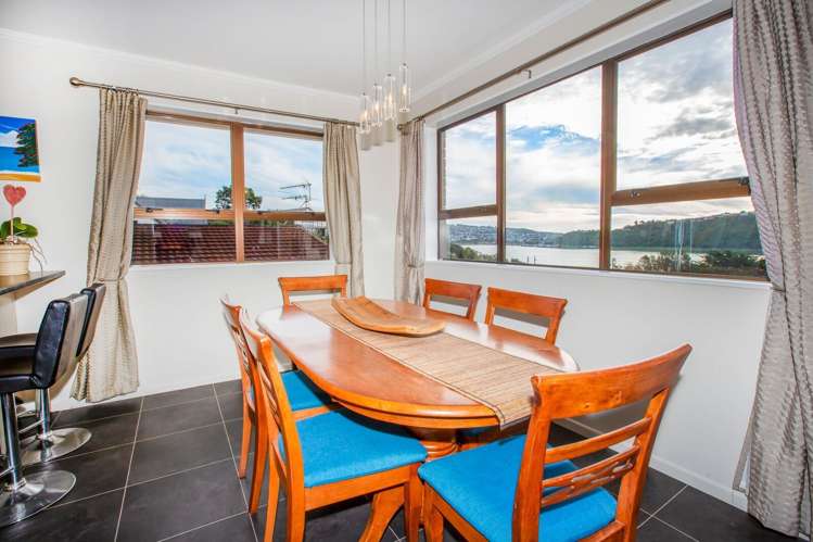 9 Langwell Place Papakowhai_6