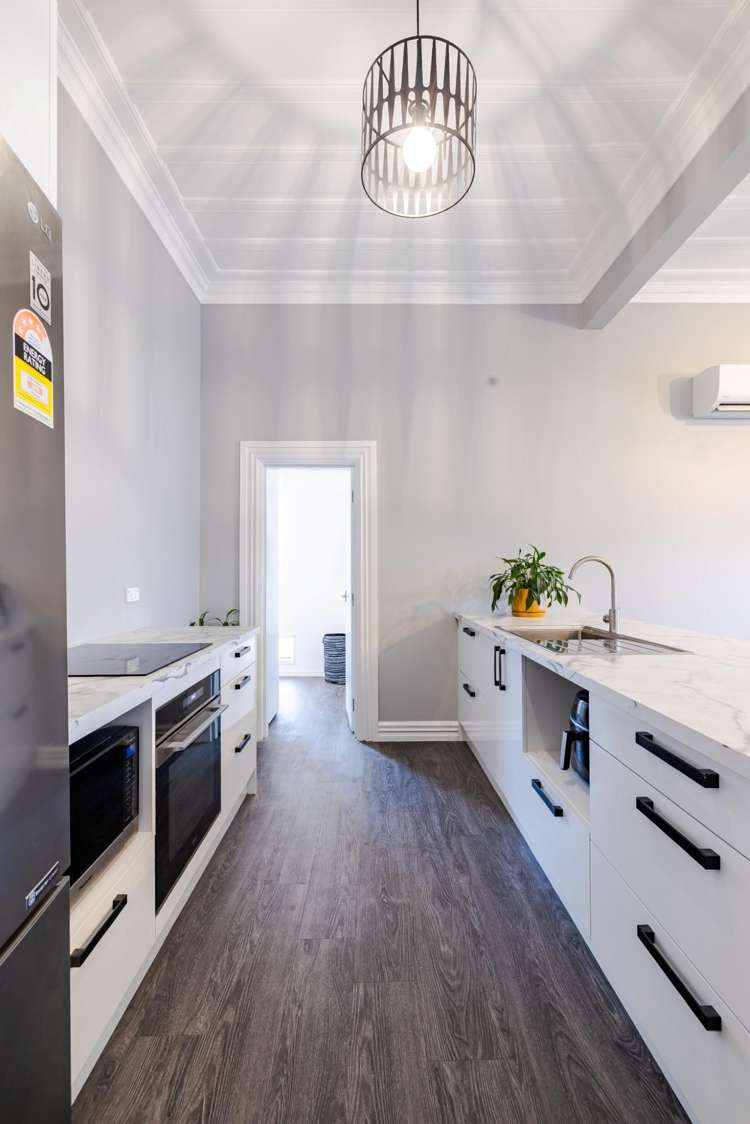 11 Young Street Saint Kilda_13