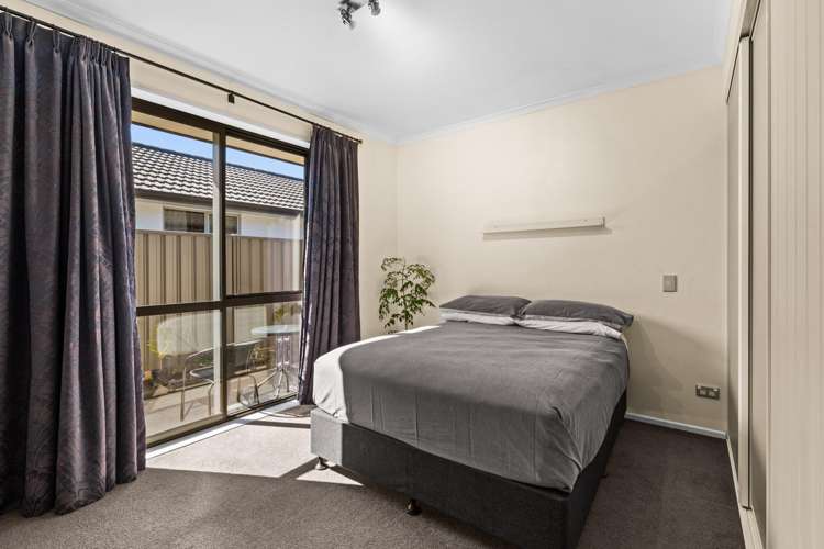 12 Begley Place Frimley_13