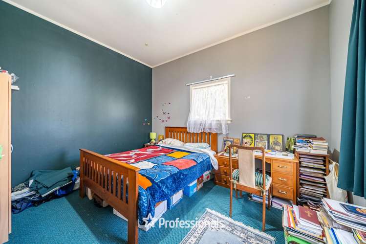 19 Grimsby Grove Wainuiomata_9