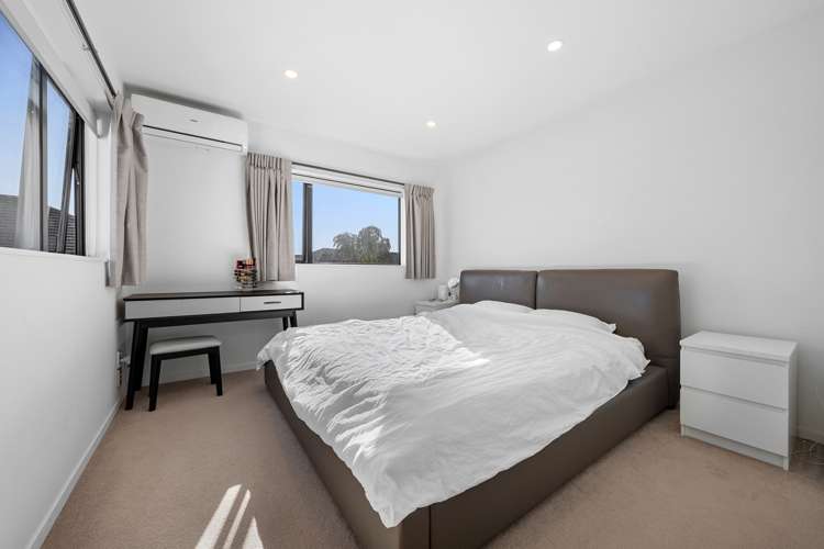 17 Korama Lane New Lynn_14