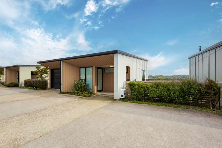 30 Red Beech Avenue Woodridge_19