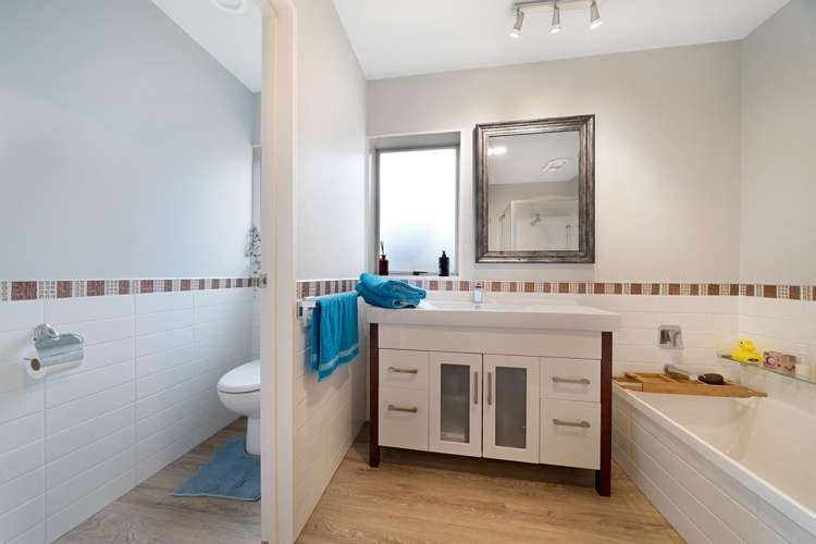 2/18a Clayburn Road Glen Eden_26