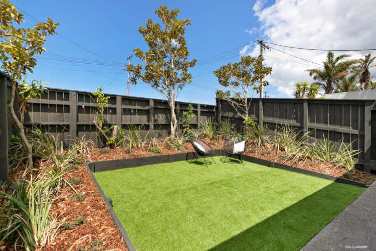 1/111 Arran Road Browns Bay_1