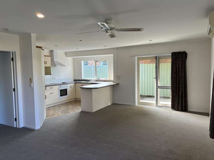 1/113 Cobham Drive 1074_4