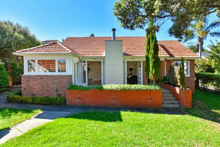 6 Queensway Three Kings_0