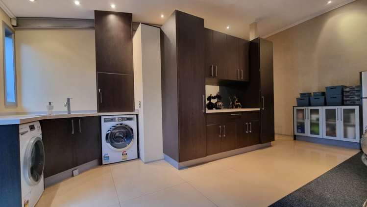 38 Vipond Road Stanmore Bay_18