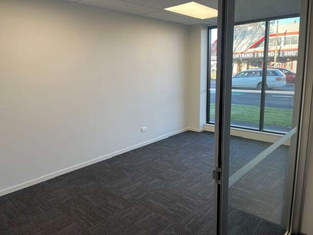 Tenancy 4/47-49 Victoria Avenue Palmerston North Central_2