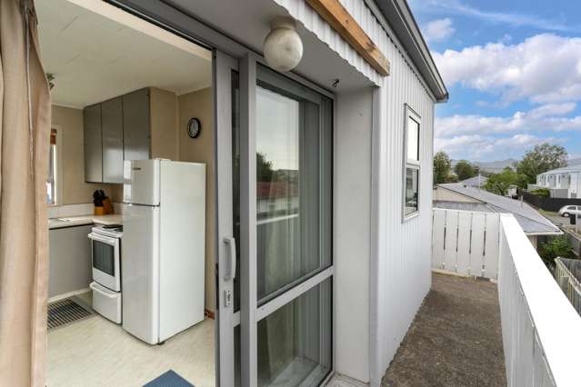 4/369 Hereford Street Linwood_1