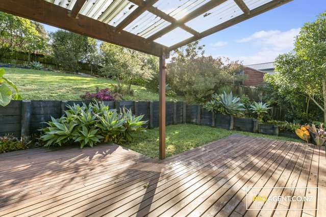 16 Panzic Place Glen Eden_2