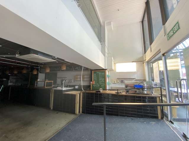 4/110 Lambton Qy Wellington Central_3