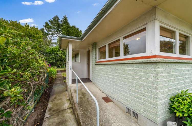 2 Brook Street Southbridge_17