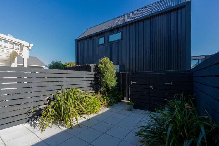 11A Cuba Street Petone_13
