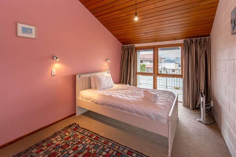 2 Aubrey Street Akaroa_12