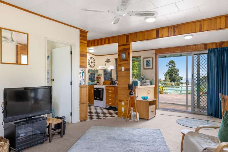 2/37 Hinemoa Avenue Lake Taupo_3