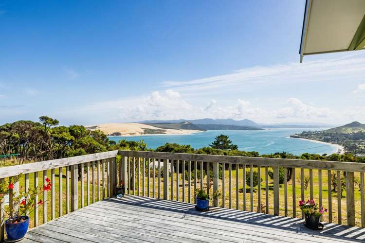 8 Te Hunoke Road Omapere_17