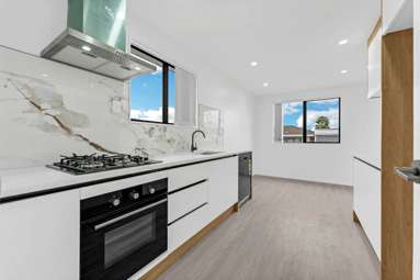 2/22 Trimdon Street_1