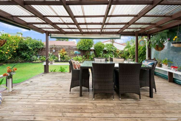 11 Sunningdale Street Wattle Downs_2