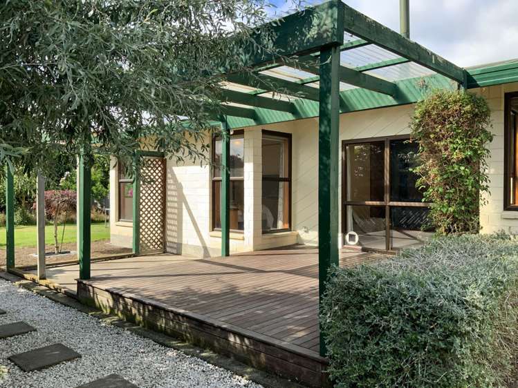 46 Farm Road_0