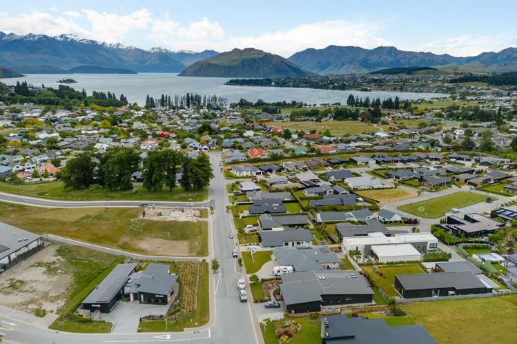 110 West Meadows Drive Wanaka_24