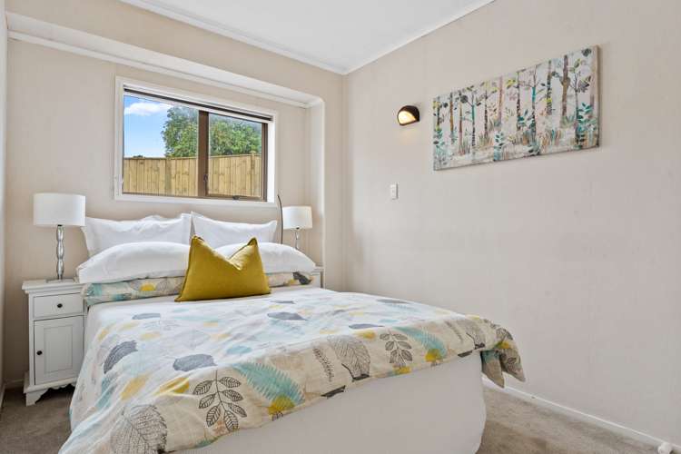 36 Kingsclere Place Goodwood Heights_13