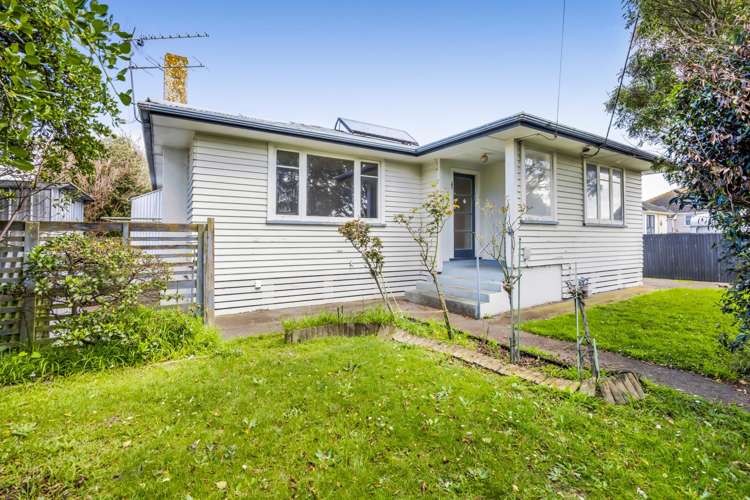 10 Iredale Road_0