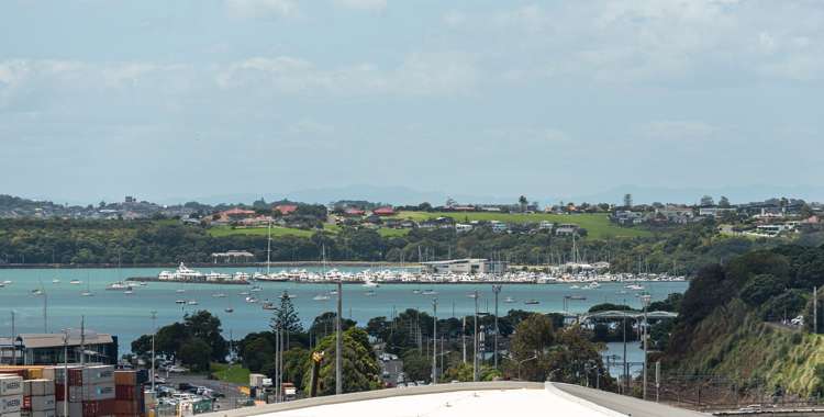 1406/47 Beach Road Auckland Central_5