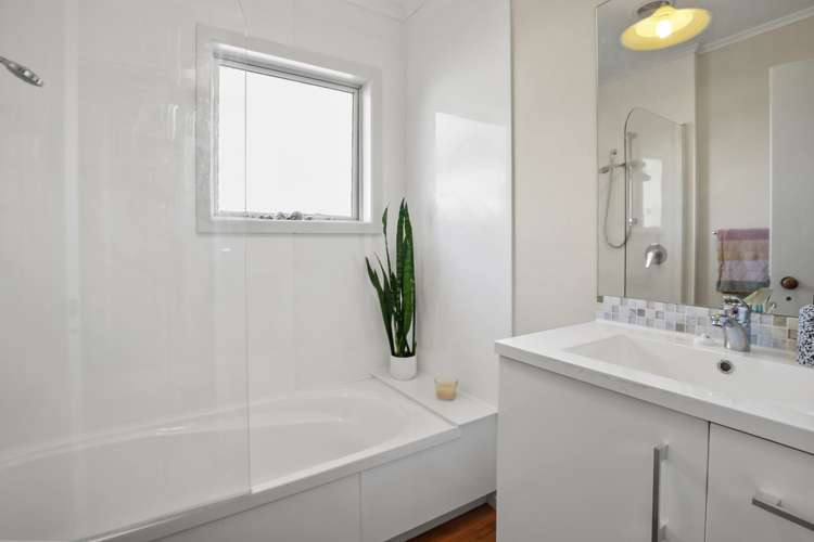 61 Allcock Road Ngahinapouri_13